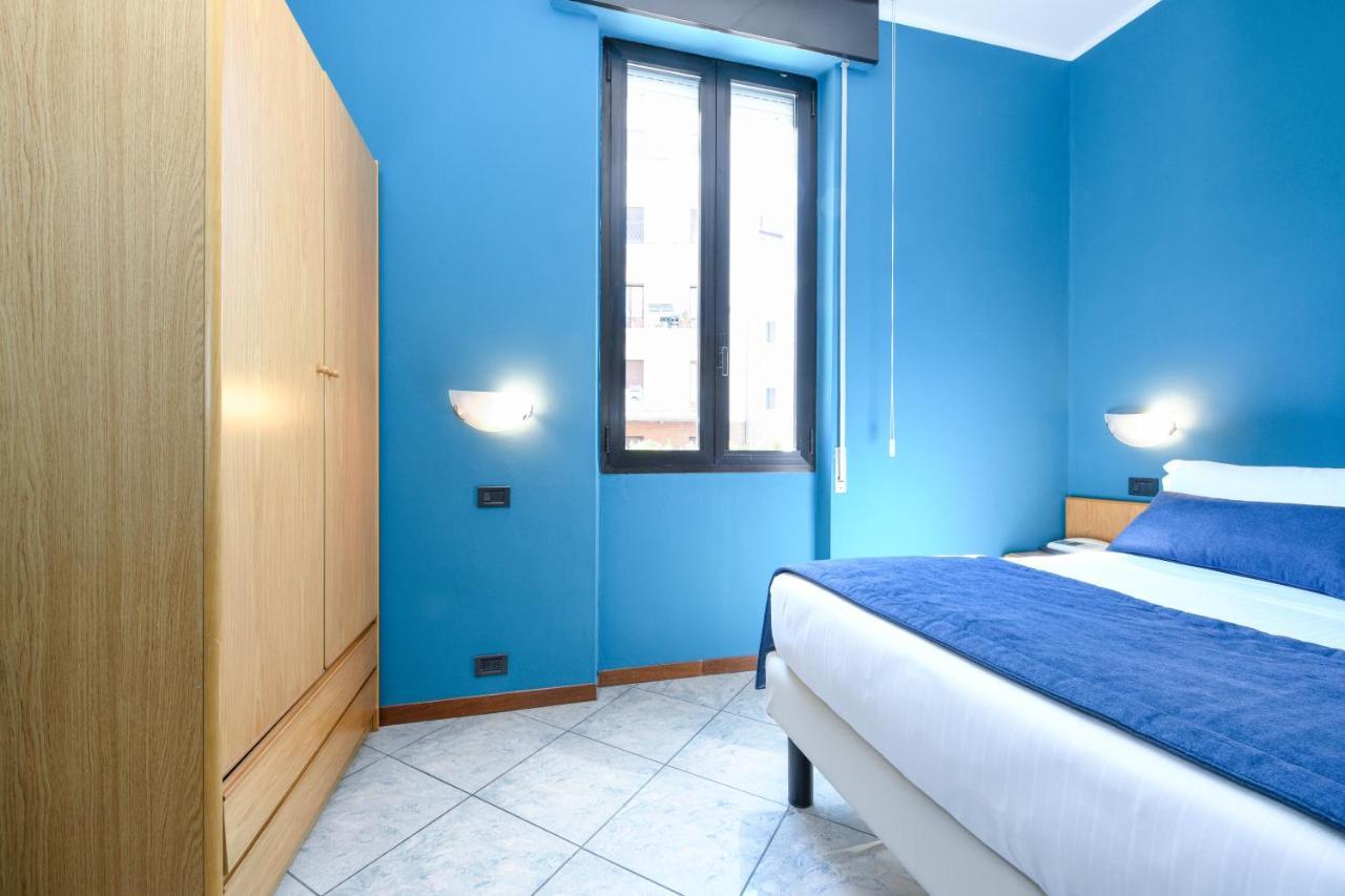 Hotel Aurora Desenzano del Garda Luaran gambar