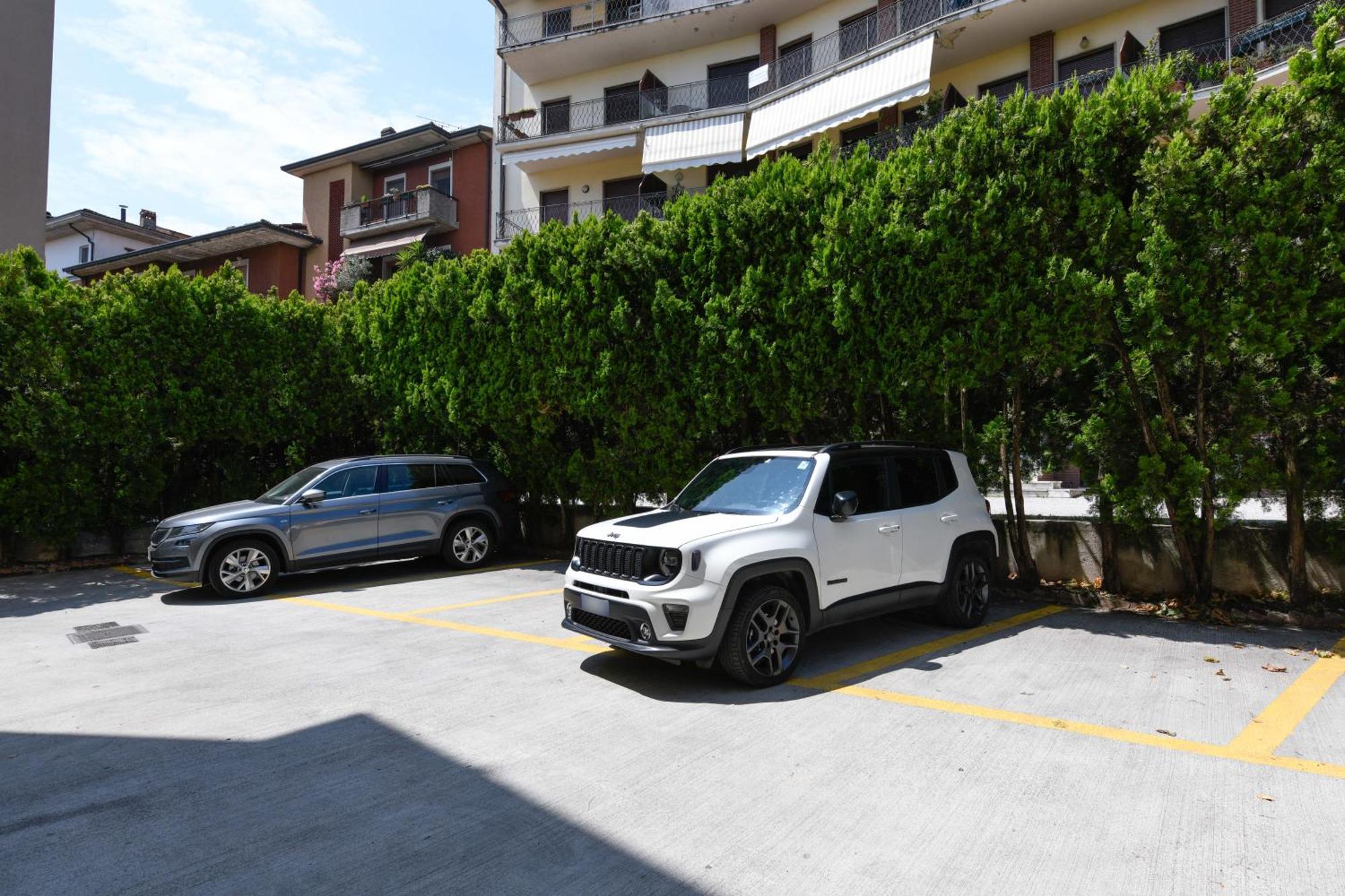 Hotel Aurora Desenzano del Garda Luaran gambar