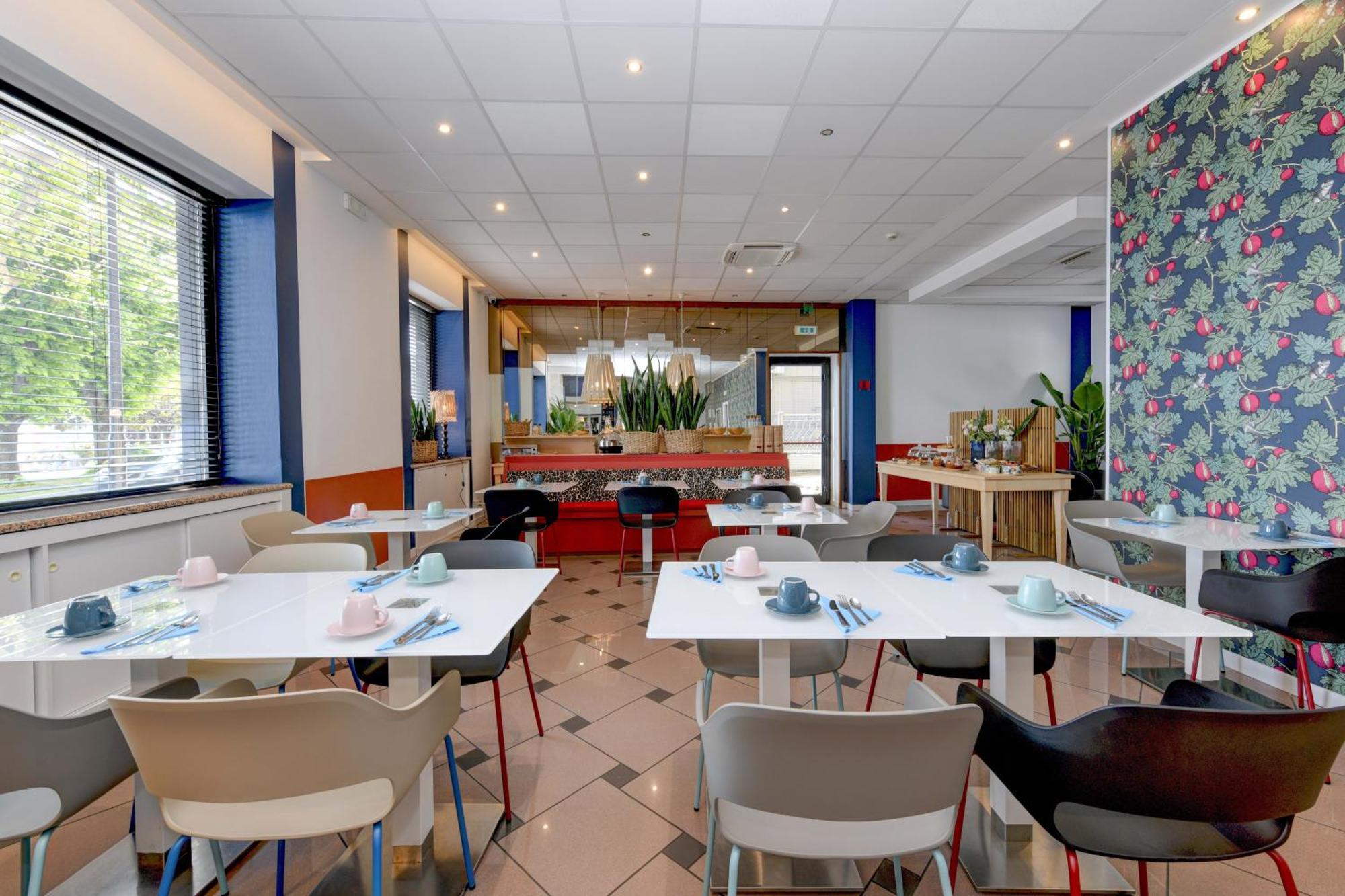Hotel Aurora Desenzano del Garda Luaran gambar