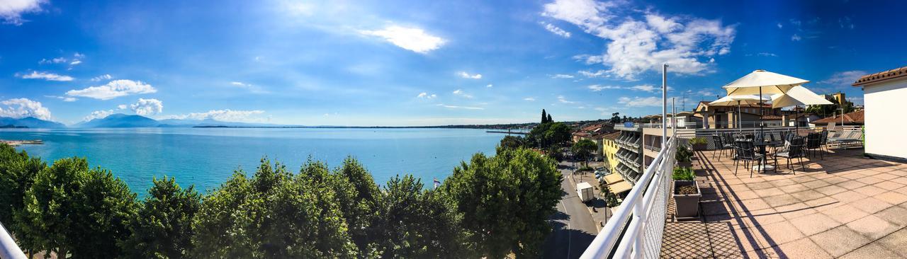 Hotel Aurora Desenzano del Garda Luaran gambar